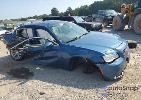 2020 Chrysler 300 Touring из США, поврежденный, VIN 2C3CCAAGXLH147596